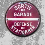 Plaque métal décorative Sortie de garage déco industrielle