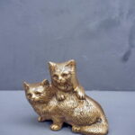 Petits chats en laiton déco brocante Chehoma