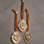 Set 3 Coeurs ex-voto à suspendre Joy Hope Love Chehoma