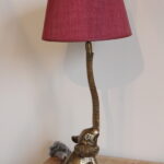 Lampe métal patine laiton Barrit Chehoma