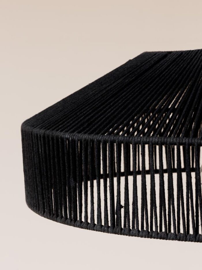 Suspension noire Prima Chehoma – Image 2